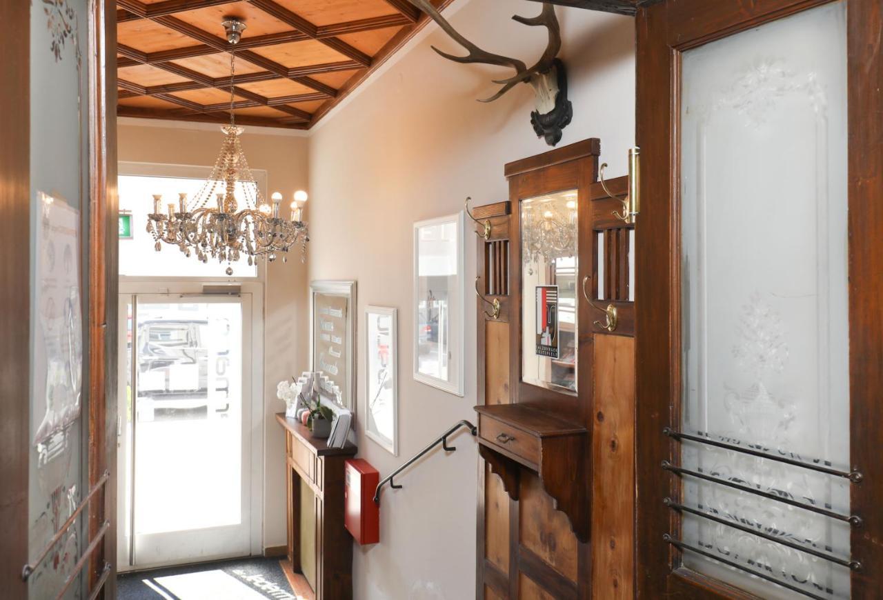 Das Jedermann Boutiquehotel Mit Stadtgarten Salzburg Ngoại thất bức ảnh