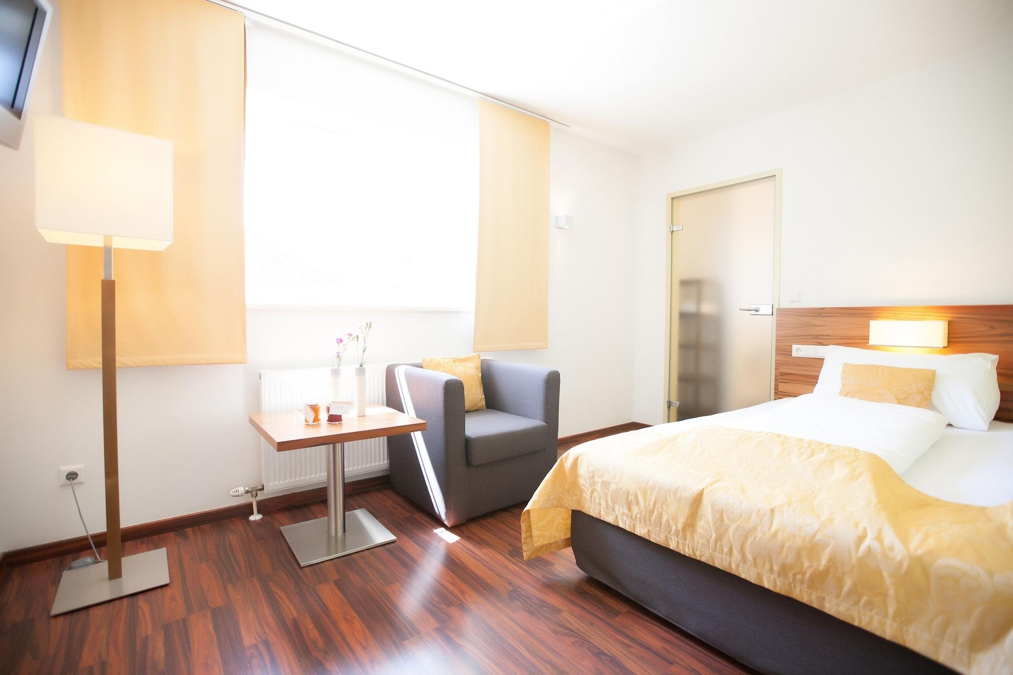 Das Jedermann Boutiquehotel Mit Stadtgarten Salzburg Ngoại thất bức ảnh