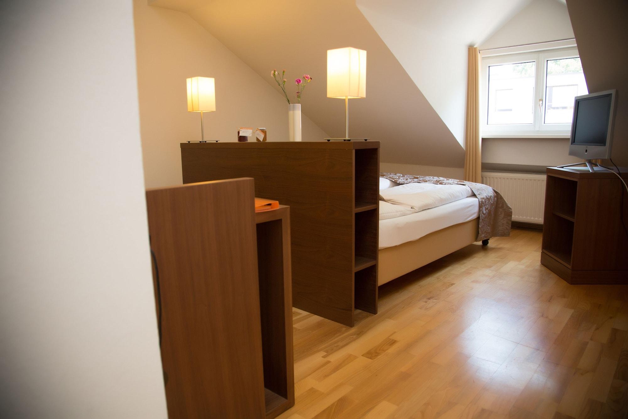 Das Jedermann Boutiquehotel Mit Stadtgarten Salzburg Ngoại thất bức ảnh