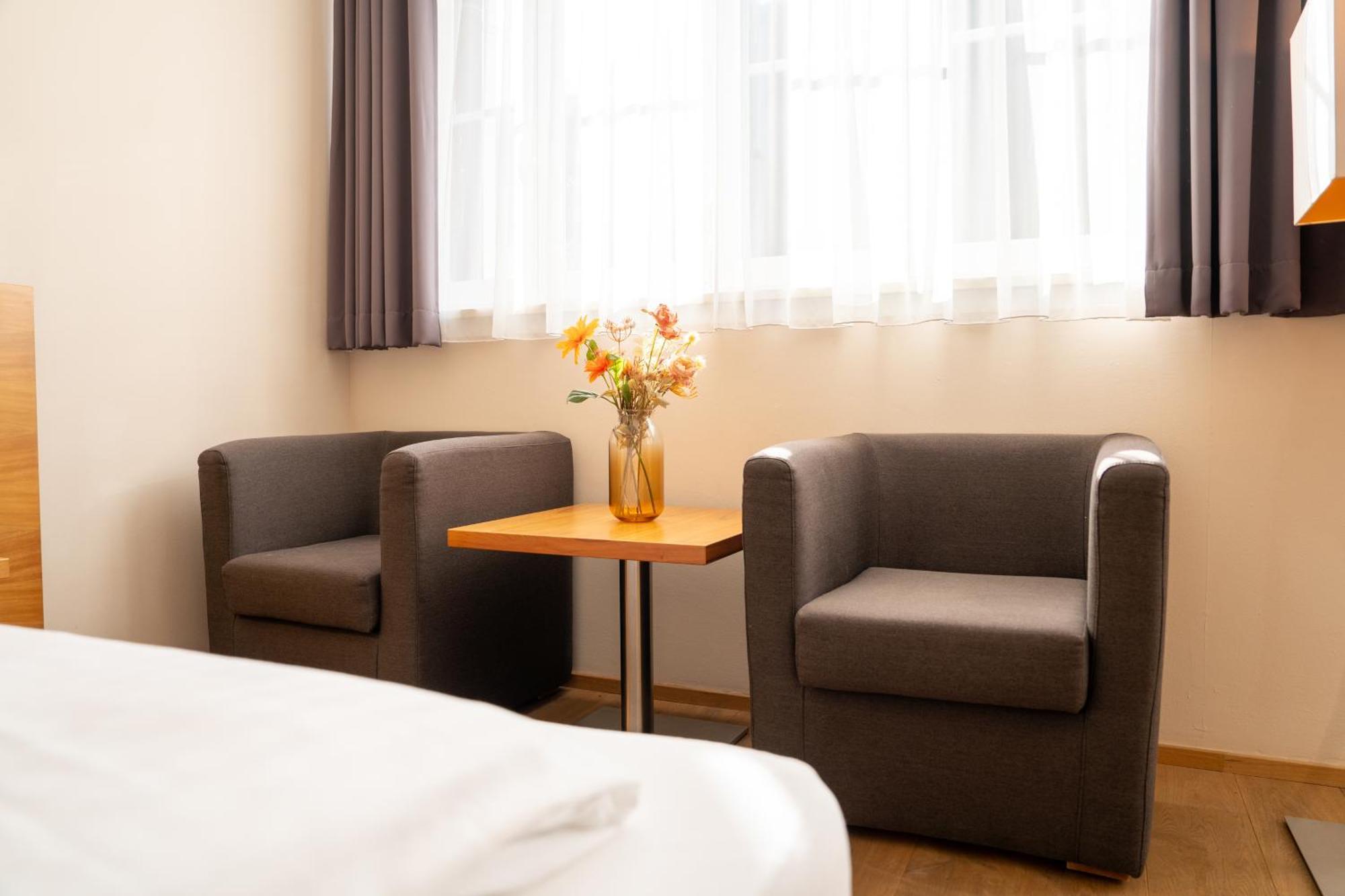 Das Jedermann Boutiquehotel Mit Stadtgarten Salzburg Phòng bức ảnh