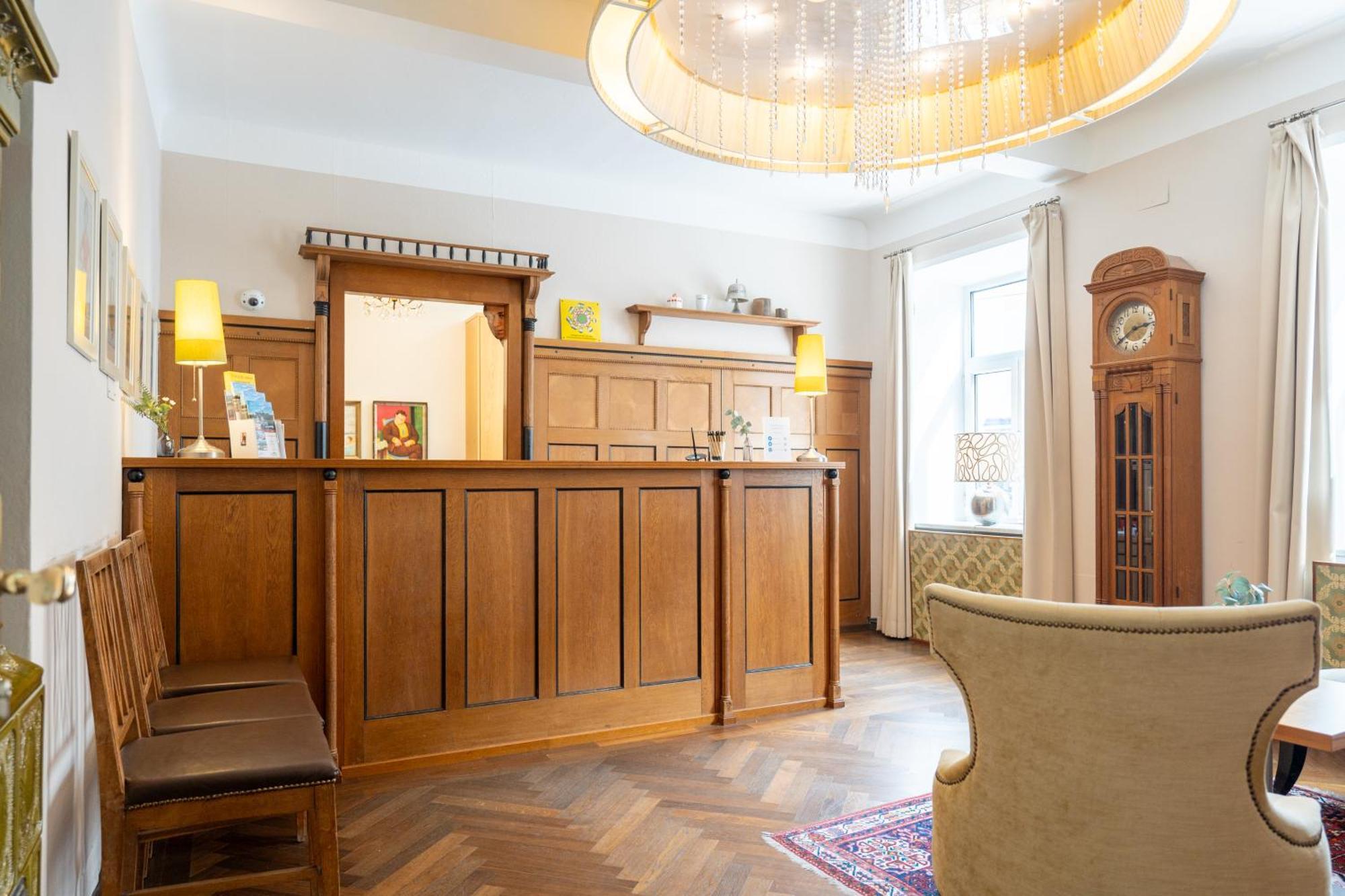 Das Jedermann Boutiquehotel Mit Stadtgarten Salzburg Ngoại thất bức ảnh